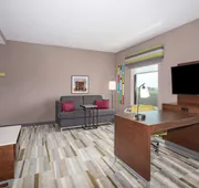 Hampton Inn & Suites Watsonville hotel detail image 7