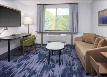 Fairfield Inn & Suites by Marriott Indianapolis Greenfield hotel thumbnail 5