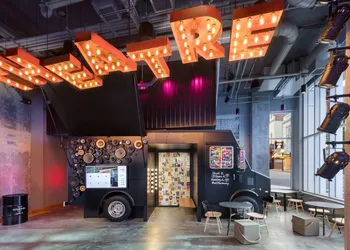Moxy Boston Downtown hotel thumbnail 3