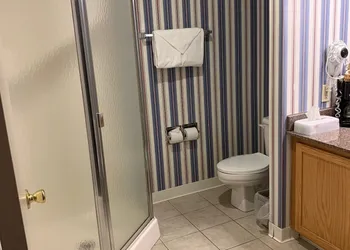 America's Best Value Inn Sandpoint hotel thumbnail 3