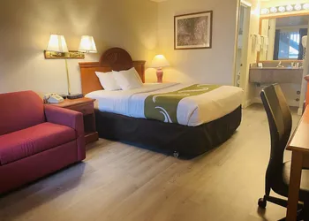 America's Best Value Inn Sandpoint hotel thumbnail 5