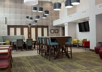 Hampton Inn & Suites Dundee hotel thumbnail 7