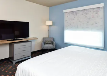 Holiday Inn Fort Worth hotel thumbnail 5