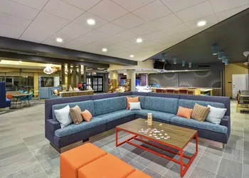 Tru by Hilton Huber Heights hotel thumbnail 4