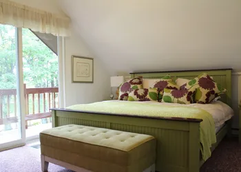 Unity Environmental University hotel thumbnail 7