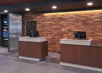 Courtyard by Marriott Petoskey at Victories Square hotel thumbnail 3