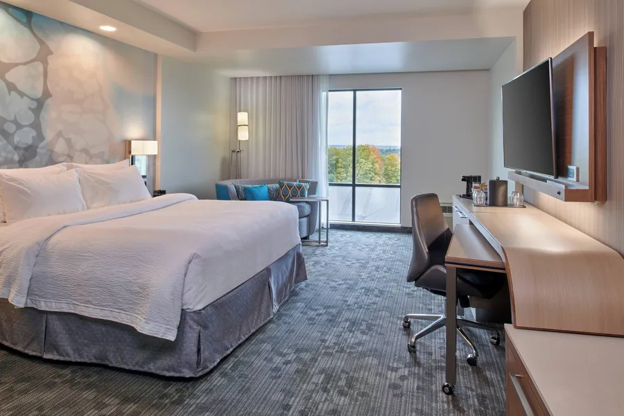 Courtyard by Marriott Petoskey at Victories Square hotel detail image 6