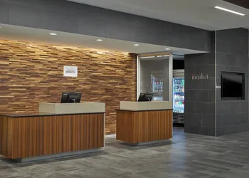 Courtyard by Marriott Baltimore Downtown/McHenry Row hotel thumbnail 3