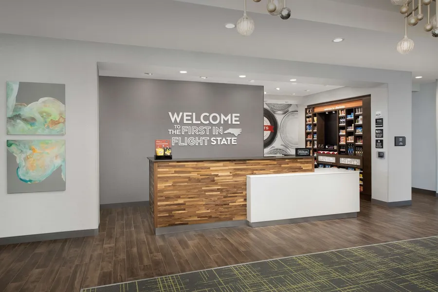 Hampton Inn & Suites Charlotte Airport Lake Pointe hotel detail image 2
