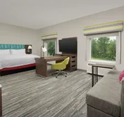 Hampton Inn & Suites Charlotte Airport Lake Pointe hotel detail image 4
