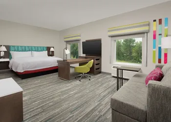 Hampton Inn & Suites Charlotte Airport Lake Pointe hotel thumbnail 4