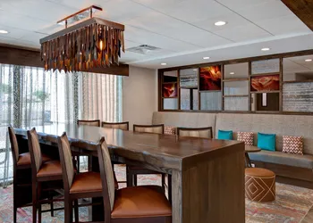 Hampton Inn Santa Fe South hotel thumbnail 2