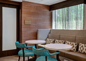 Hampton Inn Santa Fe South hotel thumbnail 4