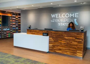 Hampton Inn & Suites Imperial Beach San Diego hotel thumbnail 2