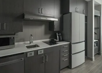 Staybridge Suites Boston Logan Airport - Revere by IHG hotel thumbnail 4