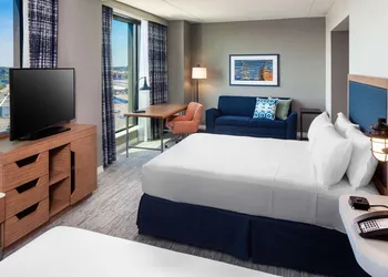Hampton Inn Boston Seaport District hotel thumbnail 7