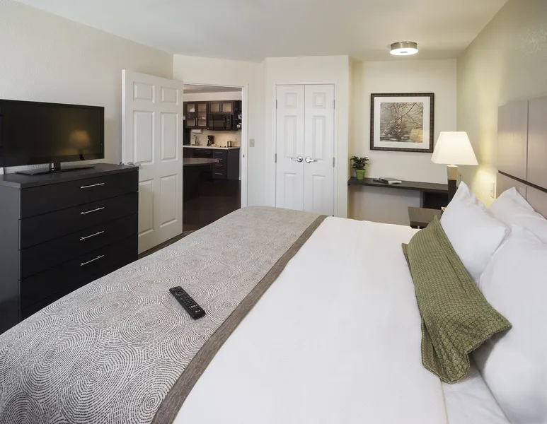 Candlewood Suites Chester - Philadelphia International Airport by IHG hotel detail image 6