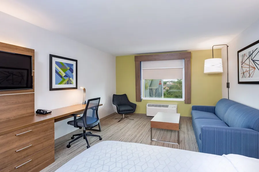 Holiday Inn Express & Suites Elkhart North by IHG hotel detail image 2