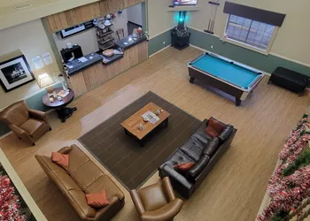 Cotulla Whitten Inn hotel thumbnail 4