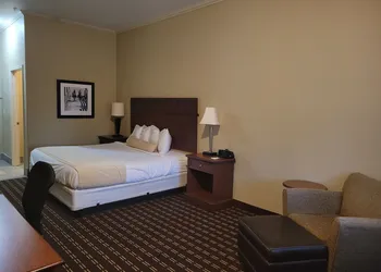 Cotulla Whitten Inn hotel thumbnail 6