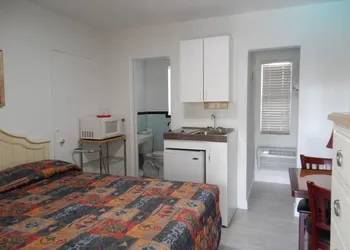 Shell Motel hotel thumbnail 5
