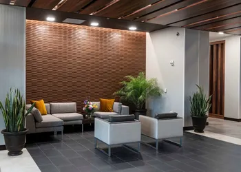 Wingate by Wyndham Angola hotel thumbnail 5