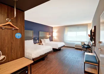 TRU by Hilton Denver hotel thumbnail 7