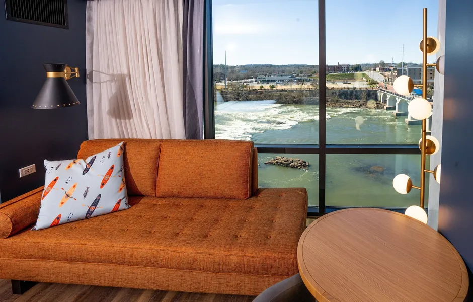 Hotel Indigo Columbus at Riverfront Place by IHG hotel detail image 2