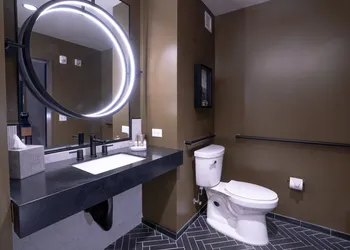 Hotel Indigo Columbus at Riverfront Place by IHG hotel thumbnail 6