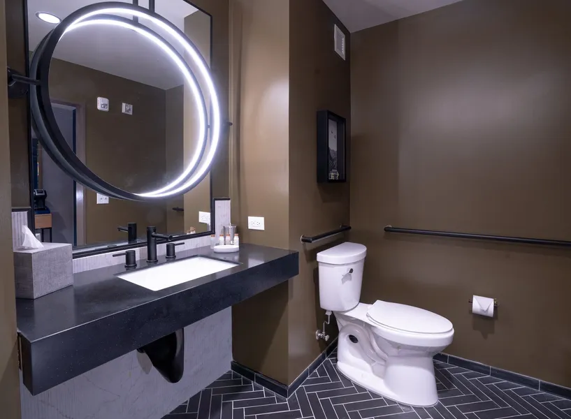 Hotel Indigo Columbus at Riverfront Place by IHG hotel detail image 6