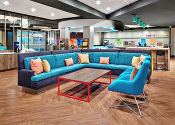 TRU by Hilton Terrell hotel thumbnail 2
