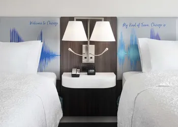 Hampton Inn & Suites Bridgeview Chicago hotel thumbnail 7