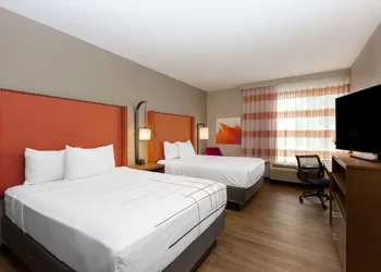 La Quinta by Wyndham Altoona Des Moines hotel thumbnail 5