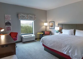Hampton Inn Black Mountain hotel thumbnail 7