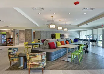 Home2 Suites by Hilton Jacksonville-South/St. Johns Town Ctr hotel thumbnail 4