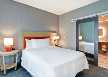 Home2 Suites by Hilton Jacksonville-South/St. Johns Town Ctr hotel thumbnail 7