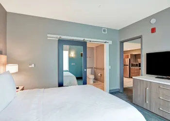 Home2 Suites by Hilton Jacksonville-South/St. Johns Town Ctr hotel thumbnail 8