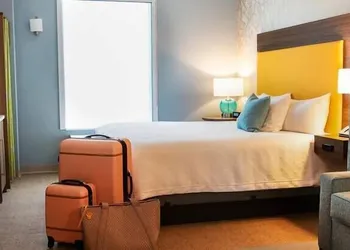 Home2 Suites by Hilton Pecos hotel thumbnail 6