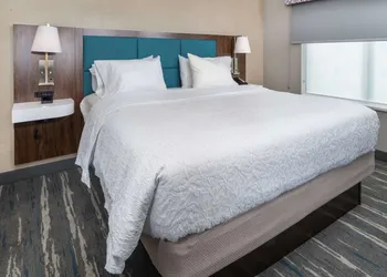 Hampton Inn & Suites Conway hotel thumbnail 8