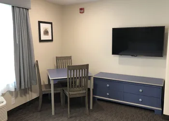 Independence Stay hotel thumbnail 6