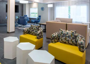 Microtel Inn & Suites by Wyndham Amsterdam hotel thumbnail 6