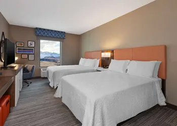 Hampton Inn & Suites Wells hotel thumbnail 6