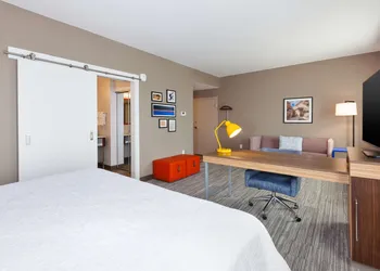 Hampton Inn & Suites Wells hotel thumbnail 7
