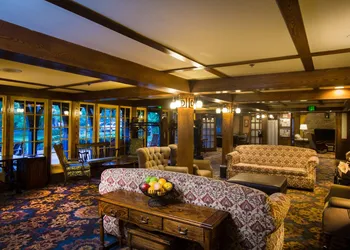 UCLA Lake Arrowhead Lodge hotel thumbnail 3