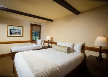 UCLA Lake Arrowhead Lodge hotel thumbnail 4