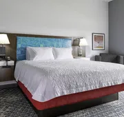 Hampton Inn & Suites Pittsburgh New Stanton hotel detail image 7