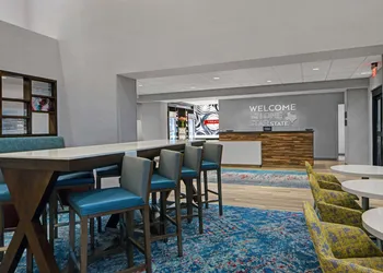 Hampton Inn & Suites Farmers Branch Dallas hotel thumbnail 3