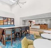Hampton Inn & Suites Farmers Branch Dallas hotel detail image 4