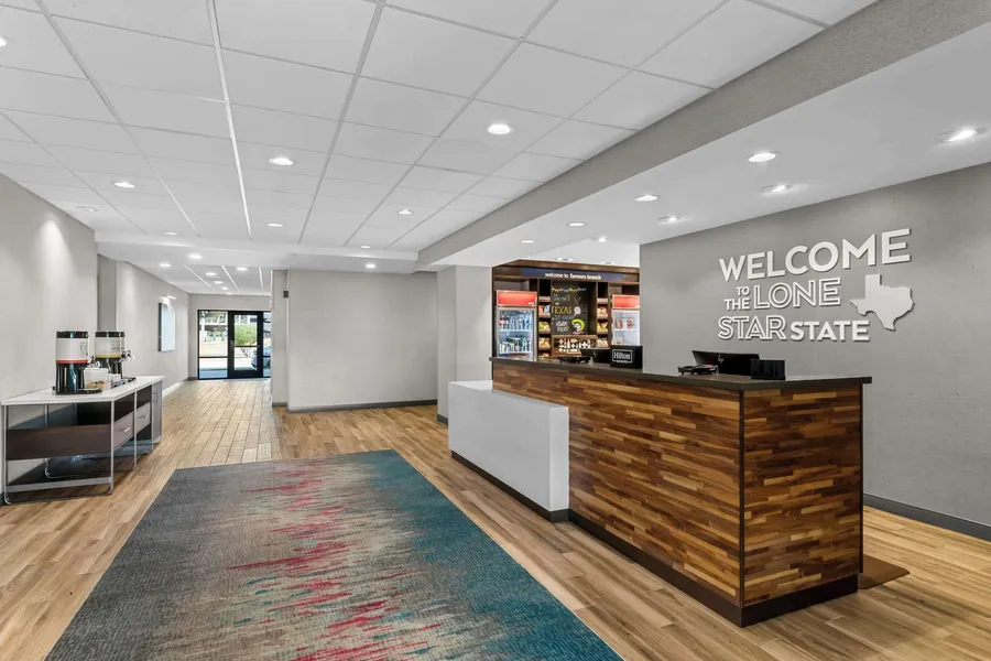 Hampton Inn & Suites Farmers Branch Dallas hotel detail image 6