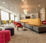 La Quinta Inn & Suite by Wyndham Lake City hotel detail image 4